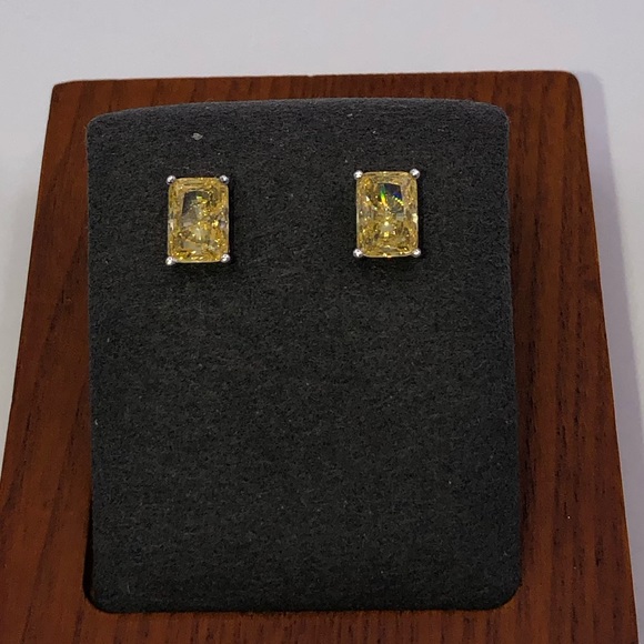 1ct Canary Radiant Earrings - Picture 9 of 12